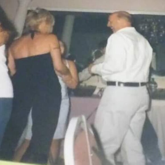 Rag brand vintage blk halter jumpsuit M pre owned! - Picture 13 of 14